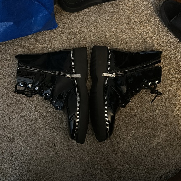 Michael kors boots - Picture 4 of 6